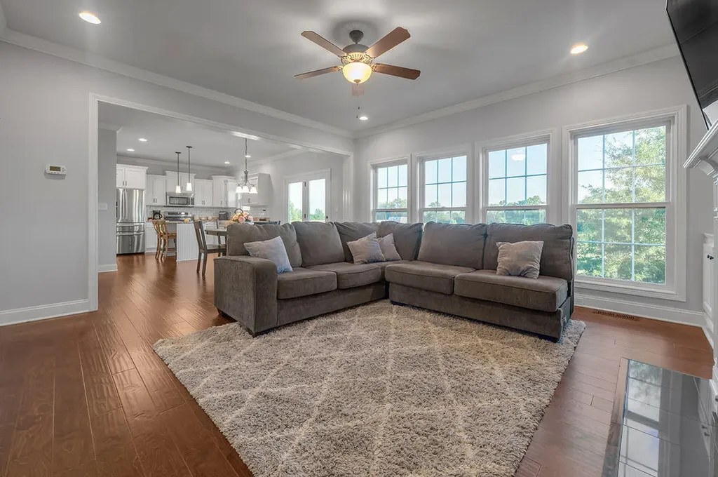 209 Angliana Drive Nicholasville KY 40356