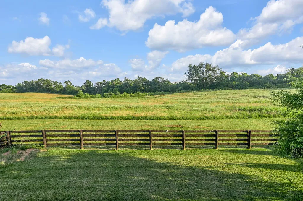 209 Angliana Drive Nicholasville KY 40356