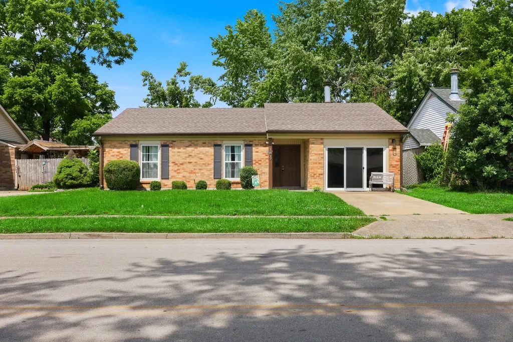 1617 Summerhill Drive Lexington KY 40515