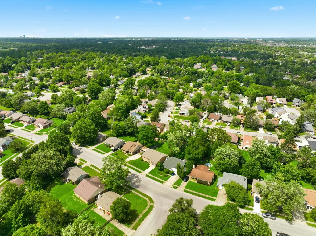 1617 Summerhill Drive Lexington KY 40515
