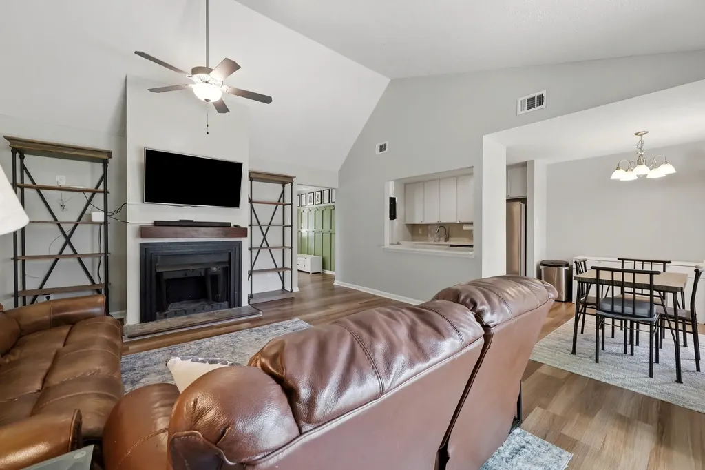 1617 Summerhill Drive Lexington KY 40515