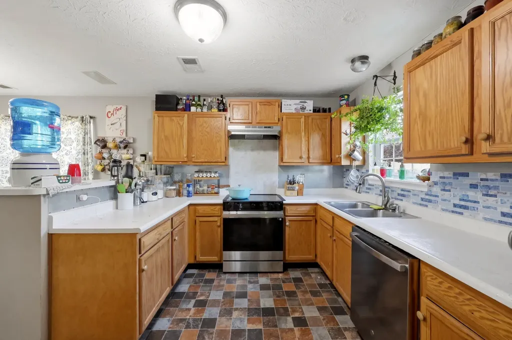 115 River Run Court Georgetown KY 40324