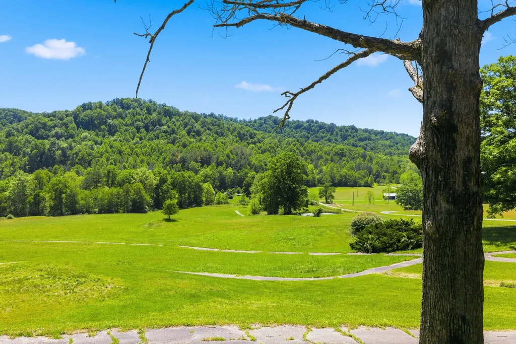 400 Clearfork Road Morehead KY 40351