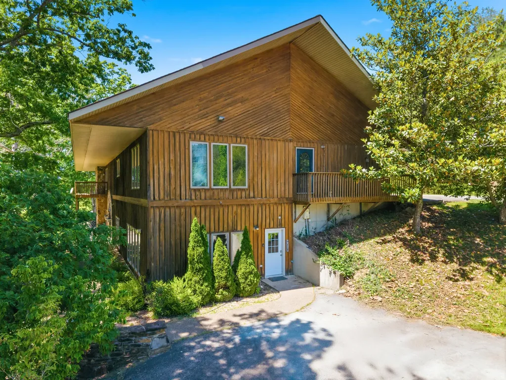 400 Clearfork Road Morehead KY 40351