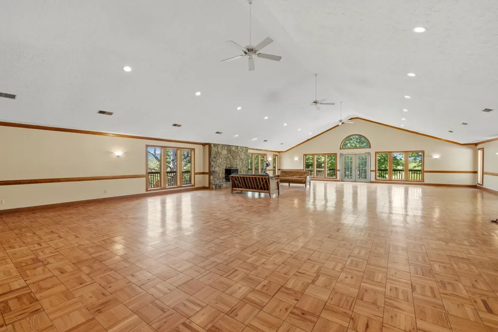 400 Clearfork Road Morehead KY 40351