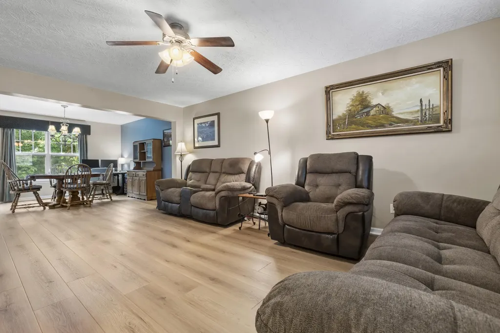 141 Meadow View Way Georgetown KY 40324