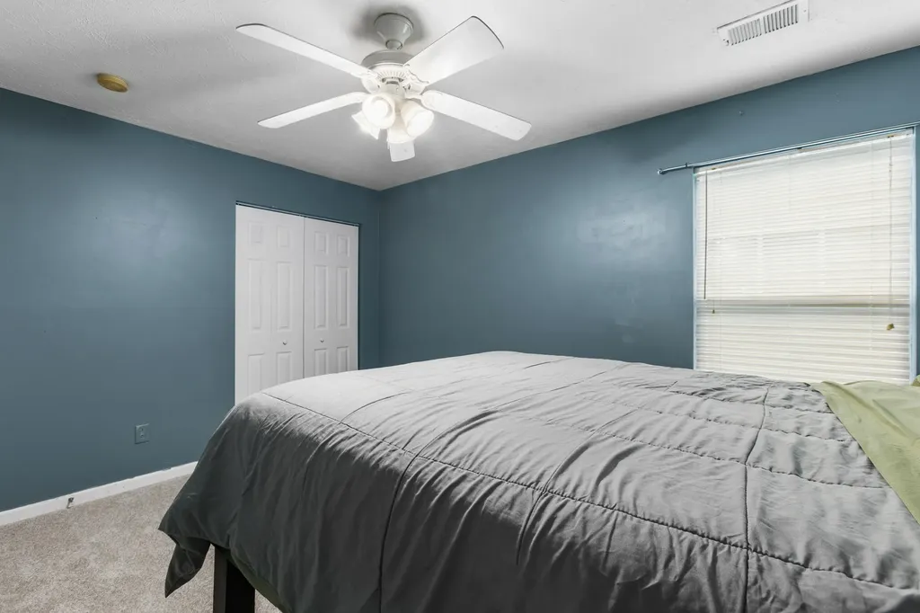 141 Meadow View Way Georgetown KY 40324