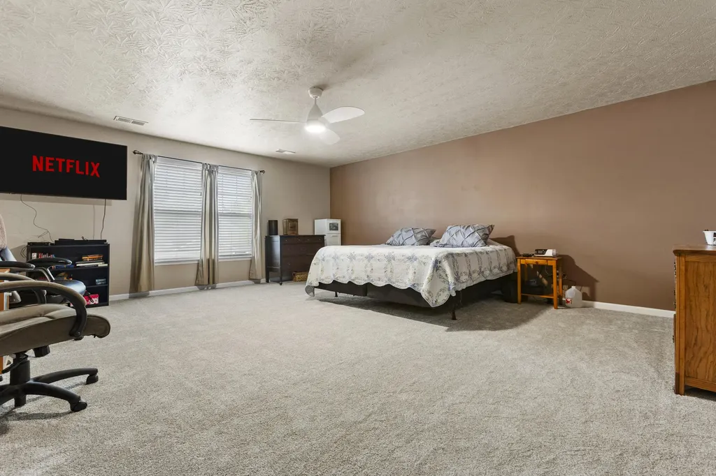 141 Meadow View Way Georgetown KY 40324