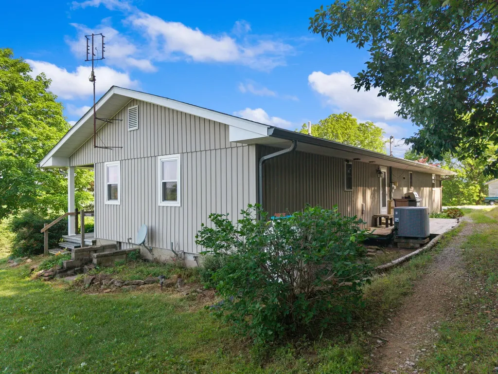 343 Blue Sky Lane Orlando KY 40460