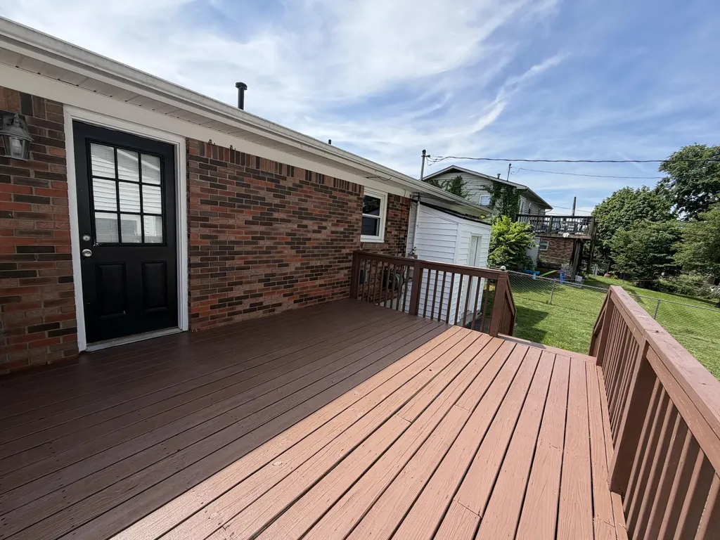 17 Holiday Road Winchester KY 40391