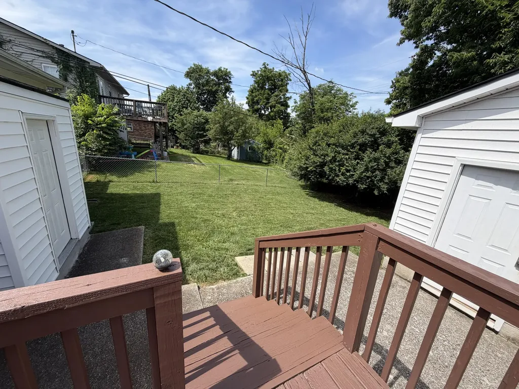 17 Holiday Road Winchester KY 40391