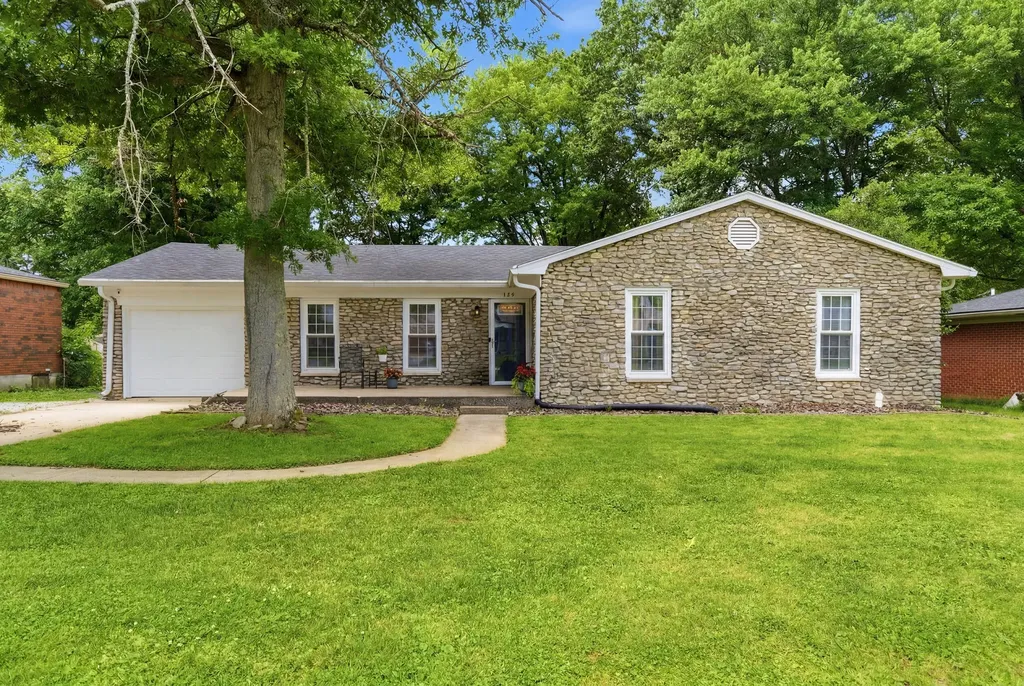 147 Meadowbrook Drive Frankfort KY 40601