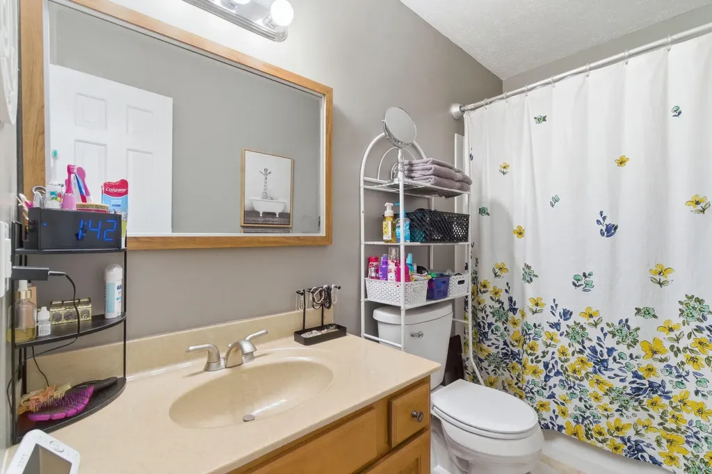 147 Meadowbrook Drive Frankfort KY 40601