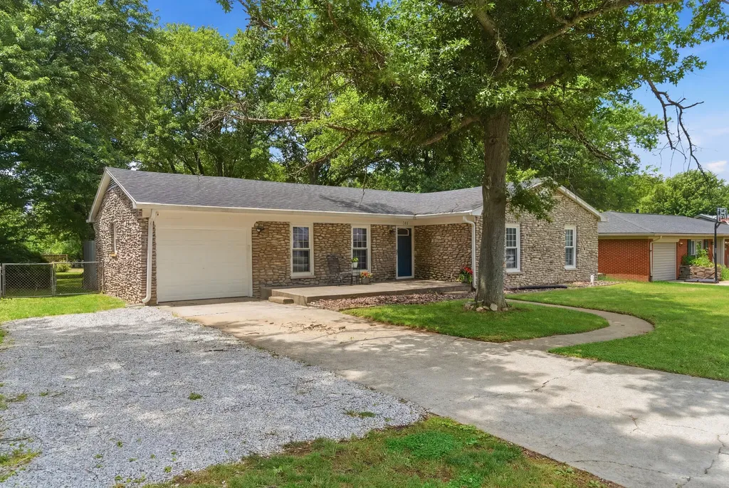 147 Meadowbrook Drive Frankfort KY 40601