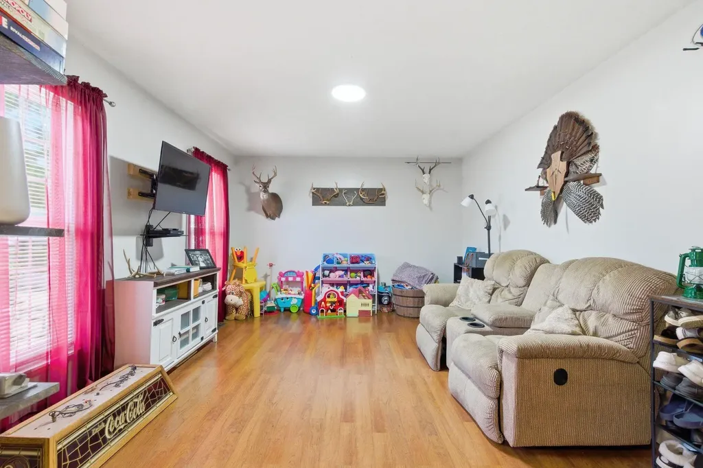 147 Meadowbrook Drive Frankfort KY 40601