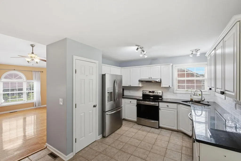 354 Reynolds Drive Richmond KY 40475