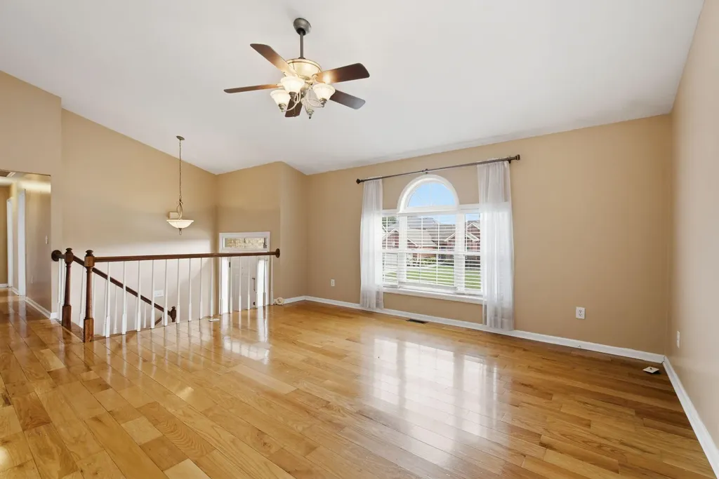 354 Reynolds Drive Richmond KY 40475