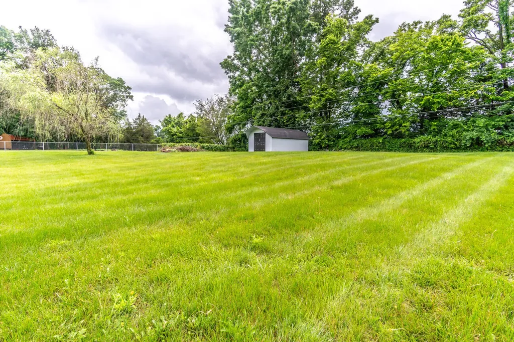 145 Country Estates Drive Paint Lick KY 40461