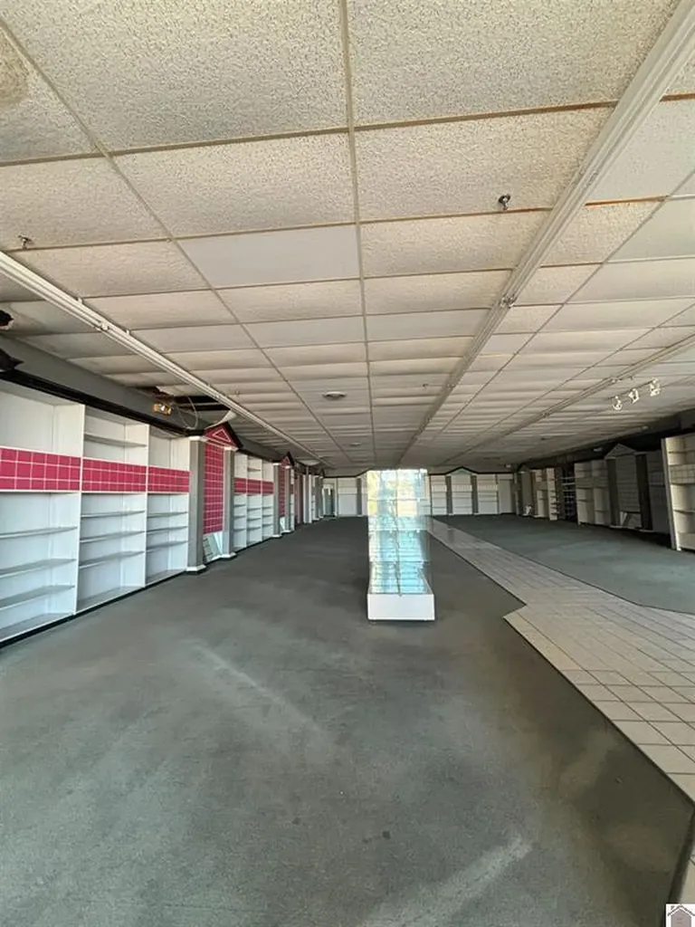 718 N 12th Street Murray KY 42071
