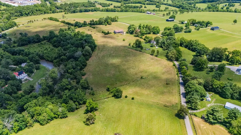 3475 Frankfort-ford Road Wilmore KY 40390