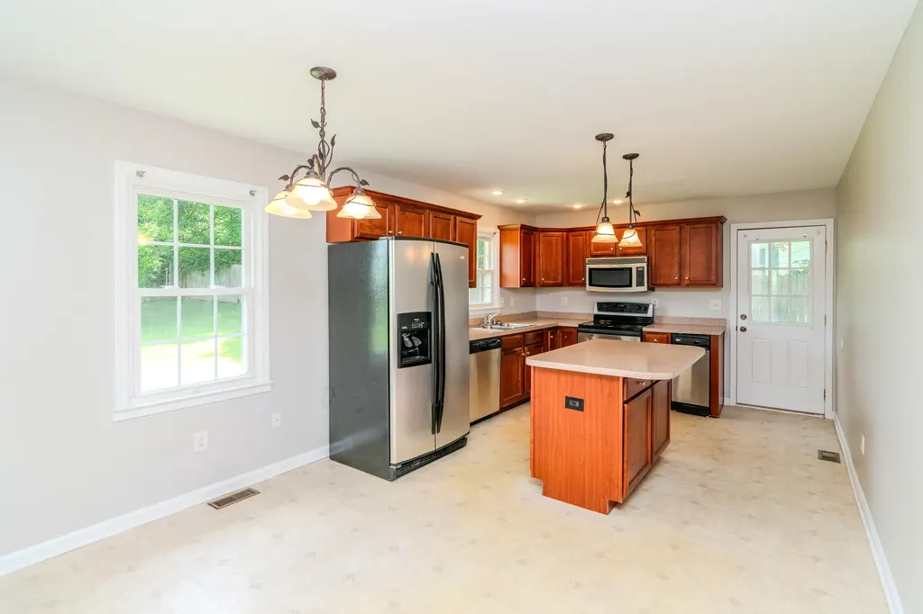 174 Fairview Avenue Lawrenceburg KY 40342