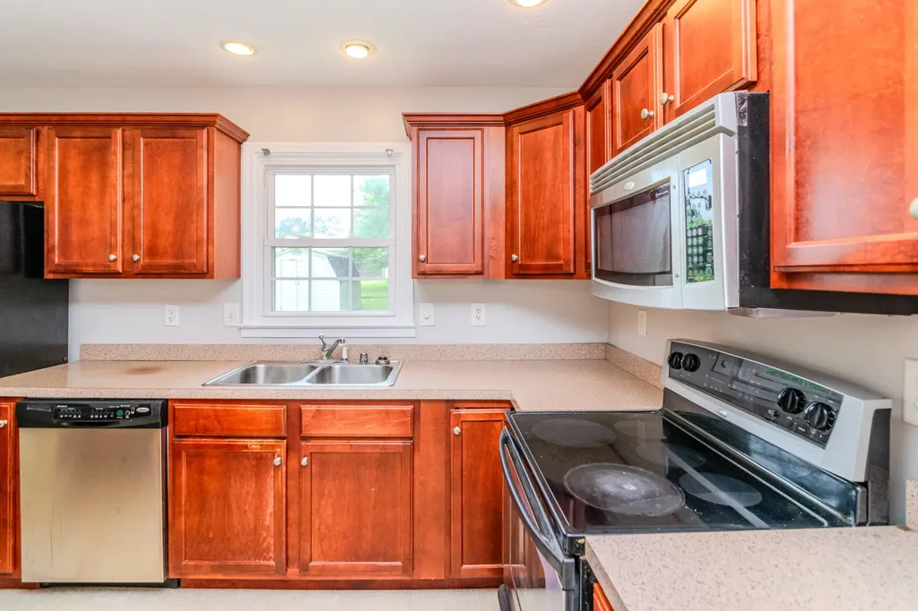 174 Fairview Avenue Lawrenceburg KY 40342