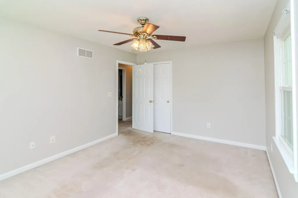 174 Fairview Avenue Lawrenceburg KY 40342
