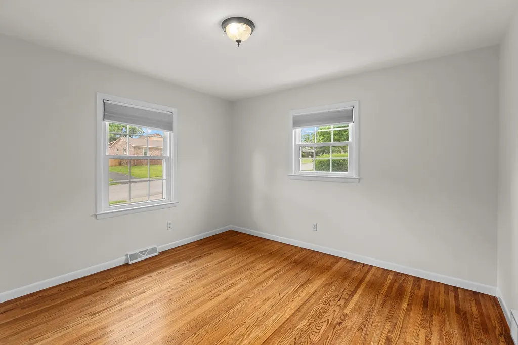 3841 Walhampton Drive Lexington KY 40517