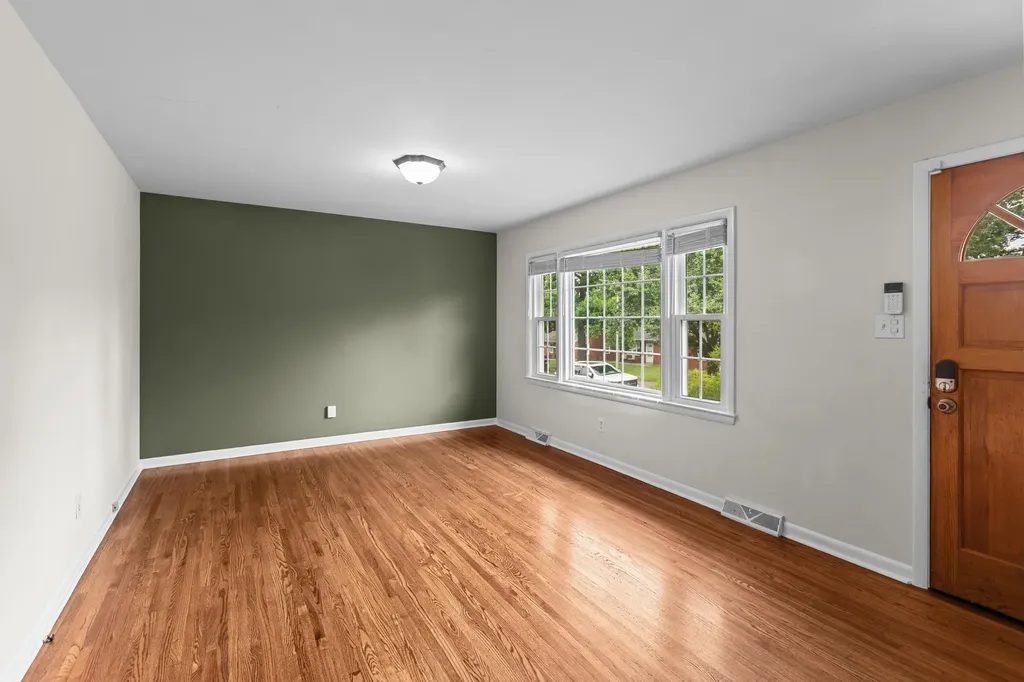 3841 Walhampton Drive Lexington KY 40517