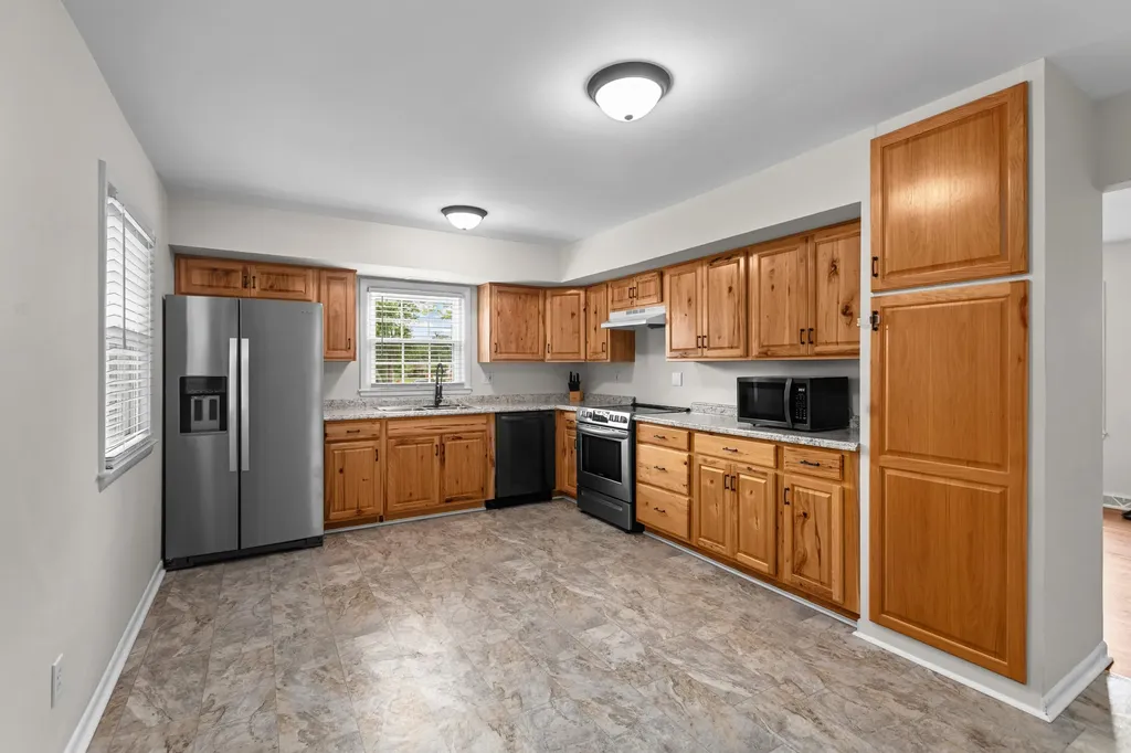 3841 Walhampton Drive Lexington KY 40517