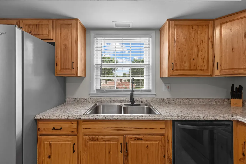 3841 Walhampton Drive Lexington KY 40517
