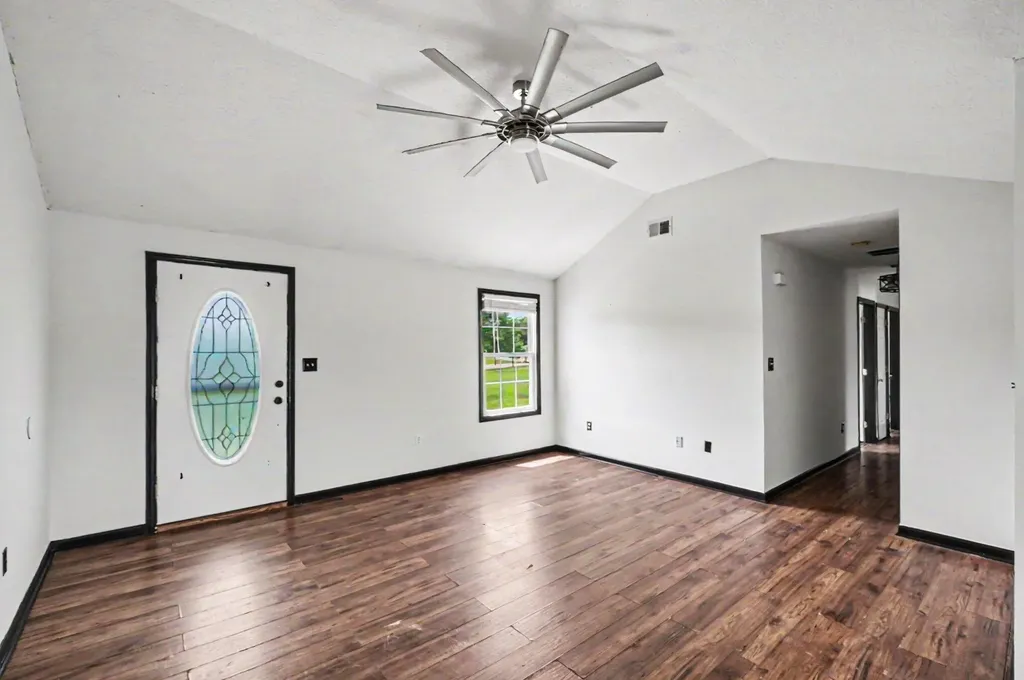 263 Creekwood Drive Berea KY 40403