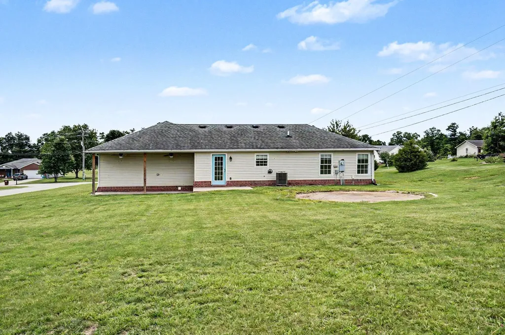 263 Creekwood Drive Berea KY 40403
