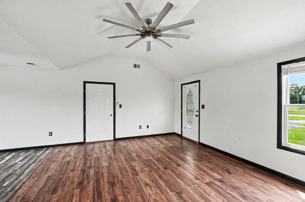 263 Creekwood Drive Berea KY 40403