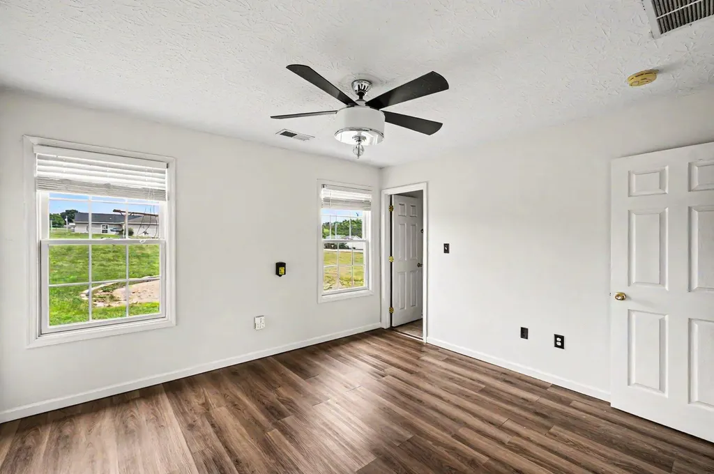 263 Creekwood Drive Berea KY 40403