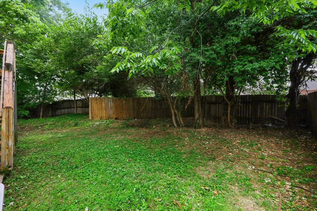 672 Danby Woods Drive Lexington KY 40509
