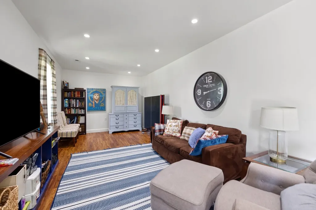 373 Jane Briggs Avenue Lexington KY 40509