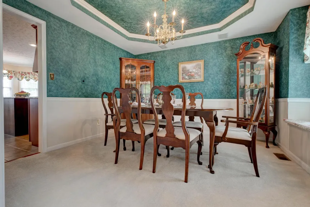182 Chardonnay Court Winchester KY 40392
