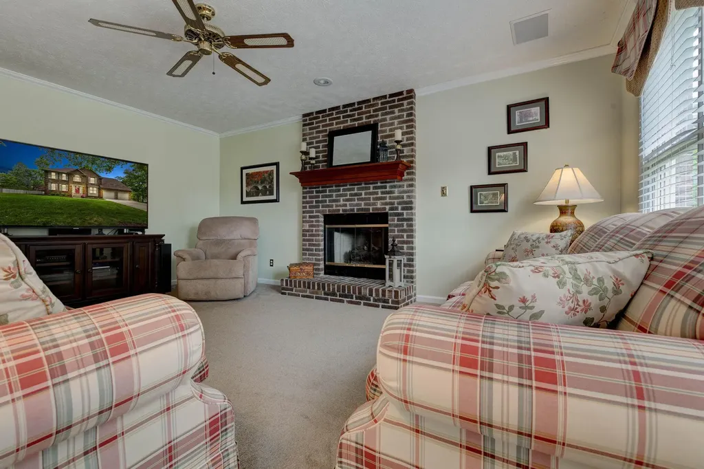 182 Chardonnay Court Winchester KY 40392