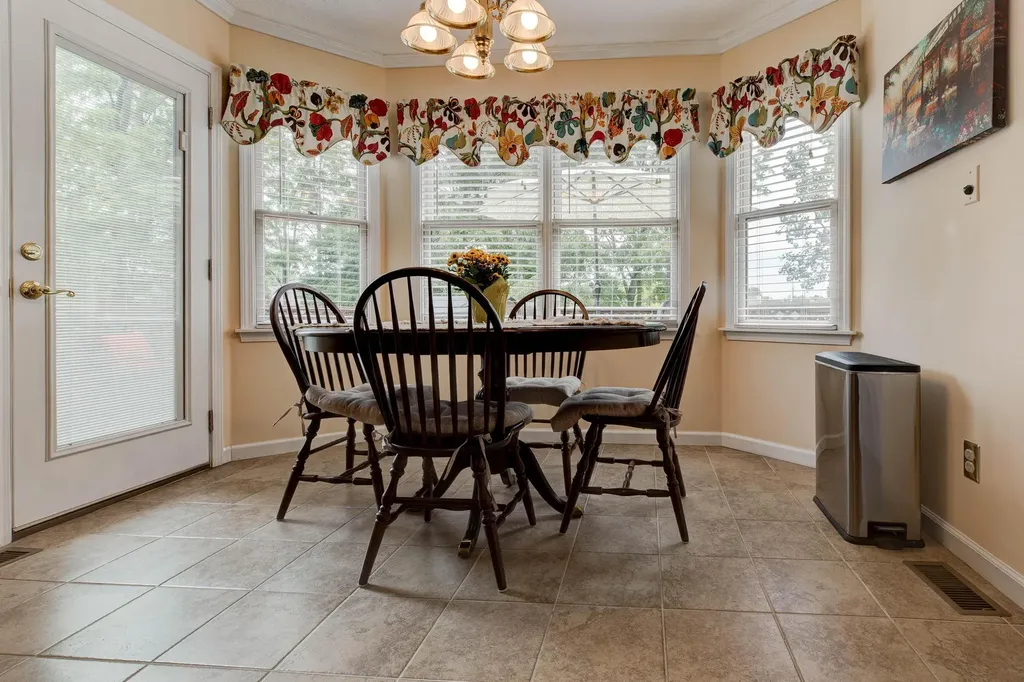 182 Chardonnay Court Winchester KY 40392