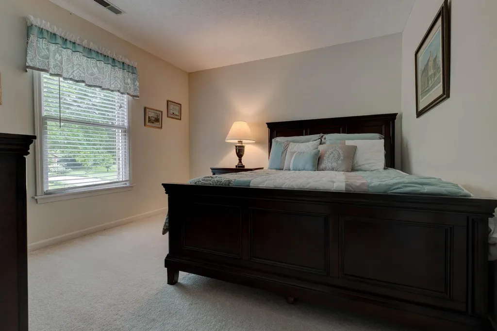 182 Chardonnay Court Winchester KY 40392