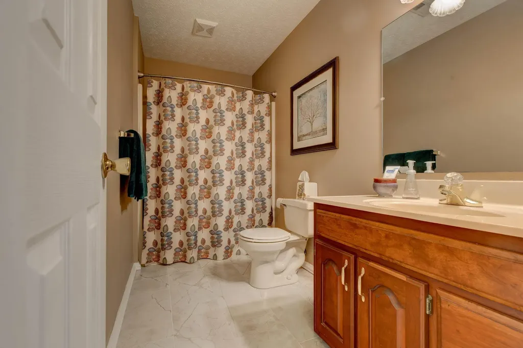 182 Chardonnay Court Winchester KY 40392