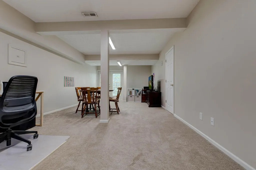 182 Chardonnay Court Winchester KY 40392