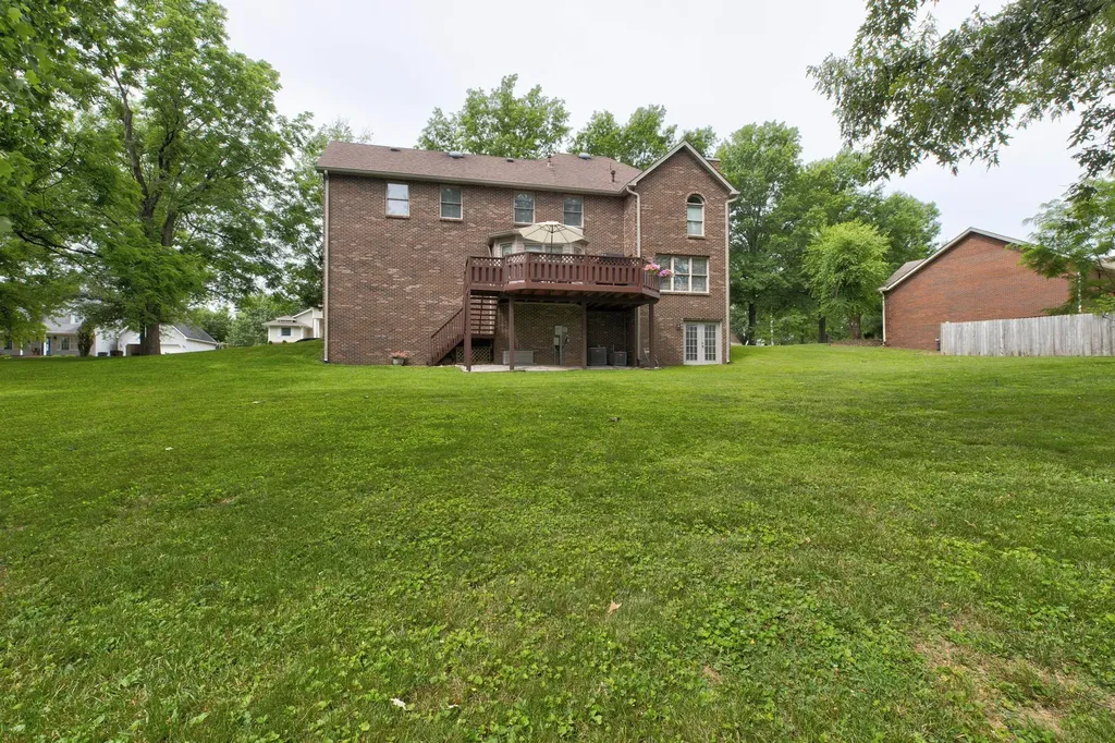 182 Chardonnay Court Winchester KY 40392