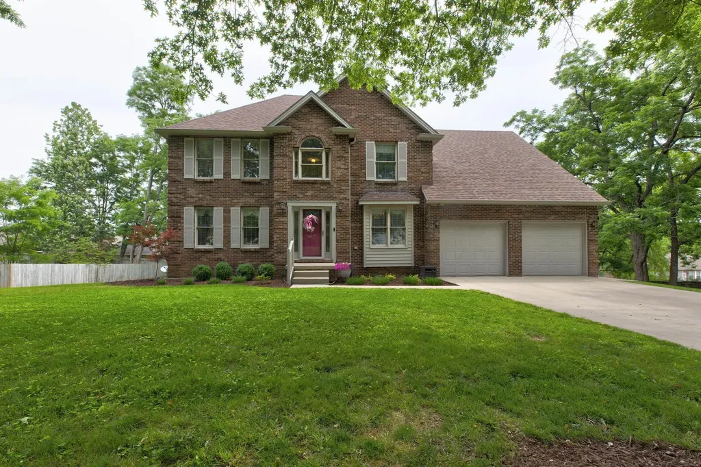 182 Chardonnay Court Winchester KY 40392