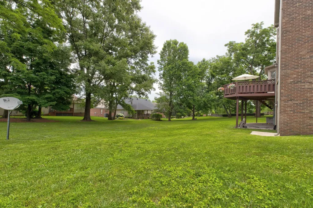 182 Chardonnay Court Winchester KY 40392