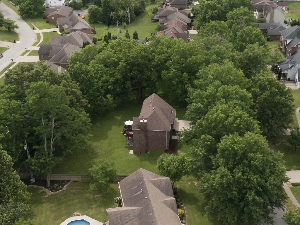 182 Chardonnay Court Winchester KY 40392