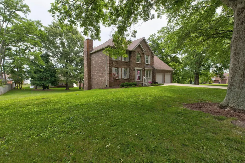 182 Chardonnay Court Winchester KY 40392