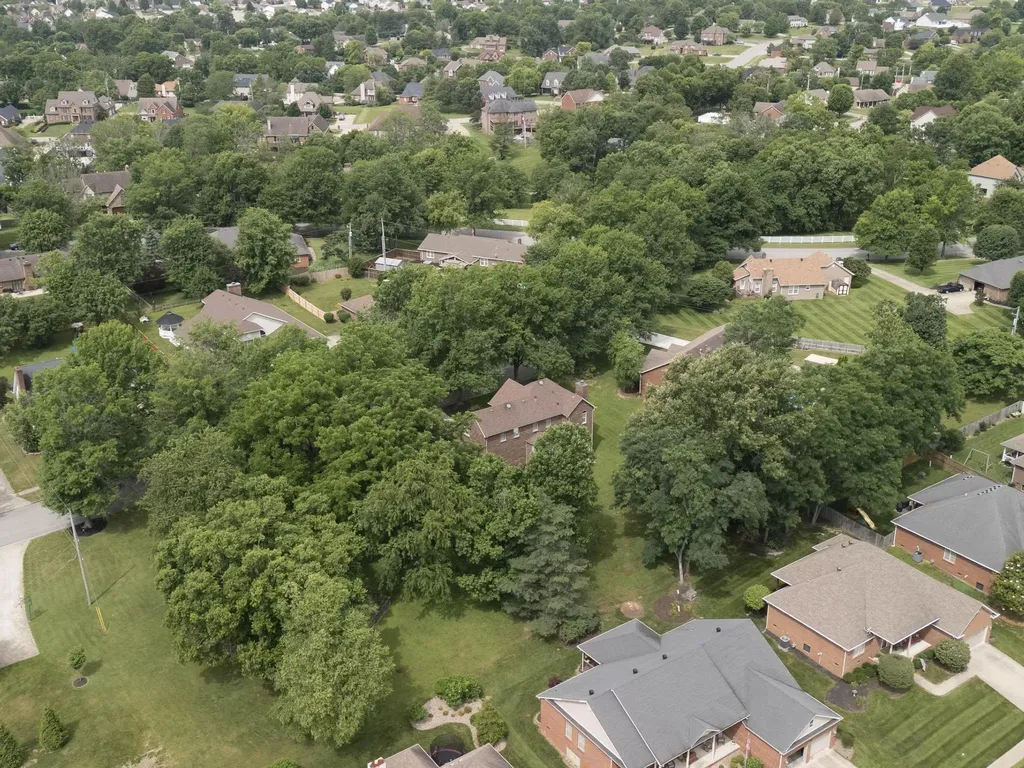 182 Chardonnay Court Winchester KY 40392