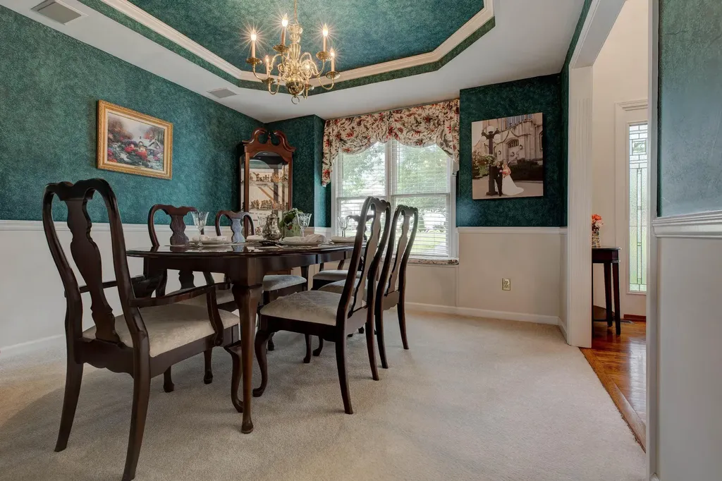 182 Chardonnay Court Winchester KY 40392